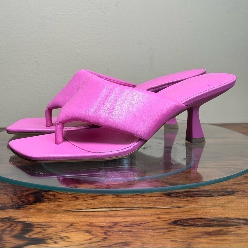 Marc Fisher Cici Sandal in Medium Pink